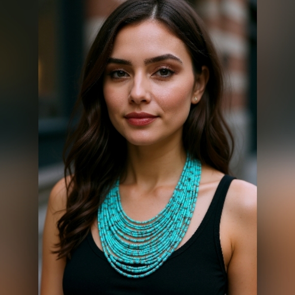 Turquoise Beaded Layered Necklace - Picture 2 of 3